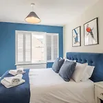 Beautiful 2Bed Central Home
